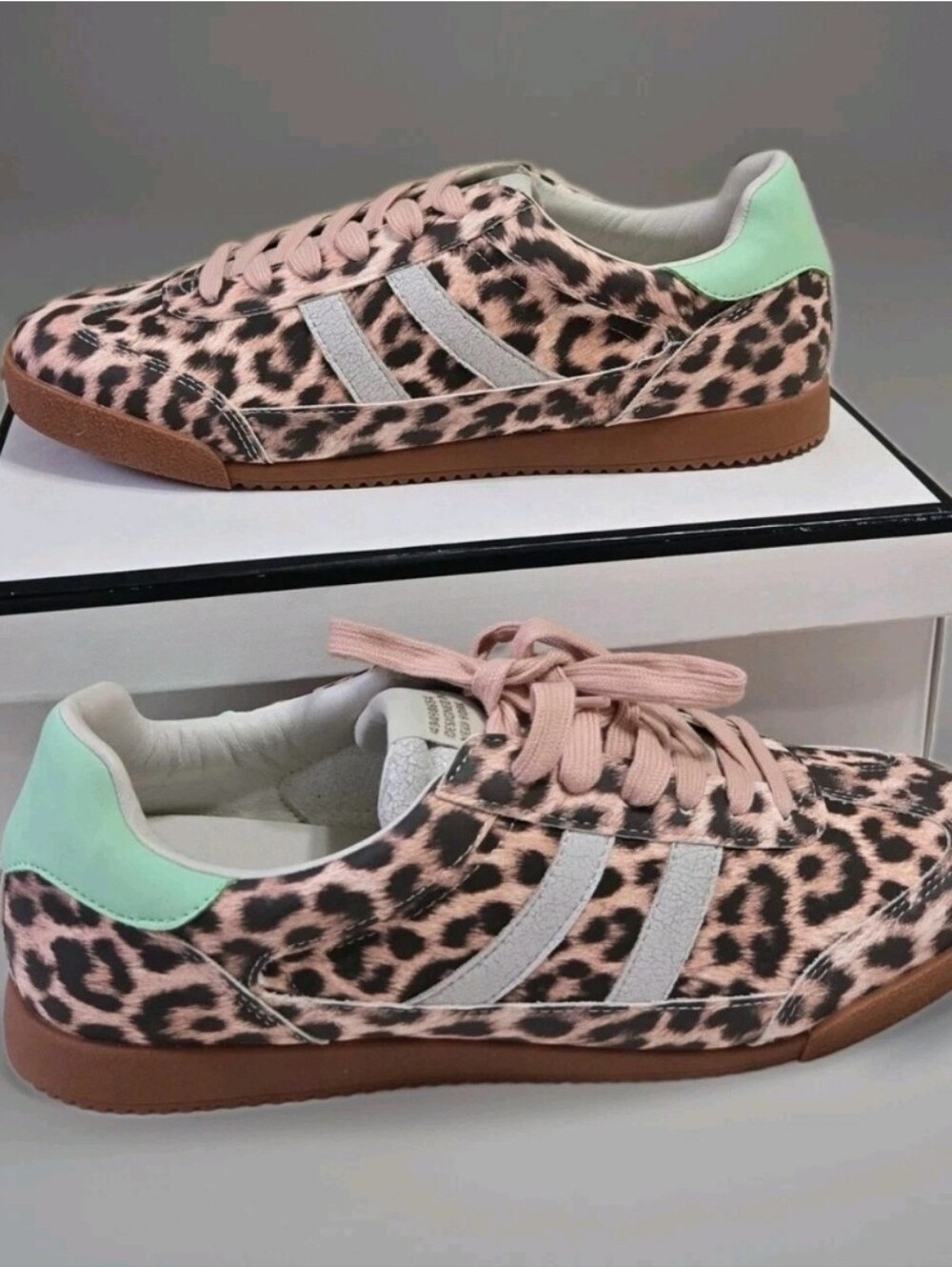 Women's Steve Madden Nirvanna Leopard Print Sneakers, size 9.5 New
